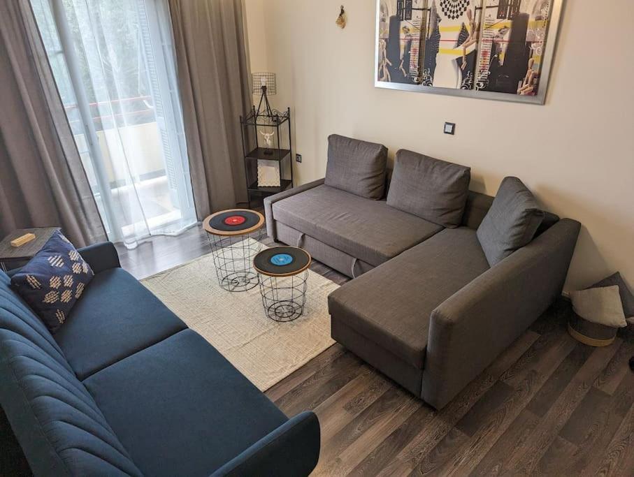Cozy Apartm.Near Metro Ag.Marina Athén Kültér fotó